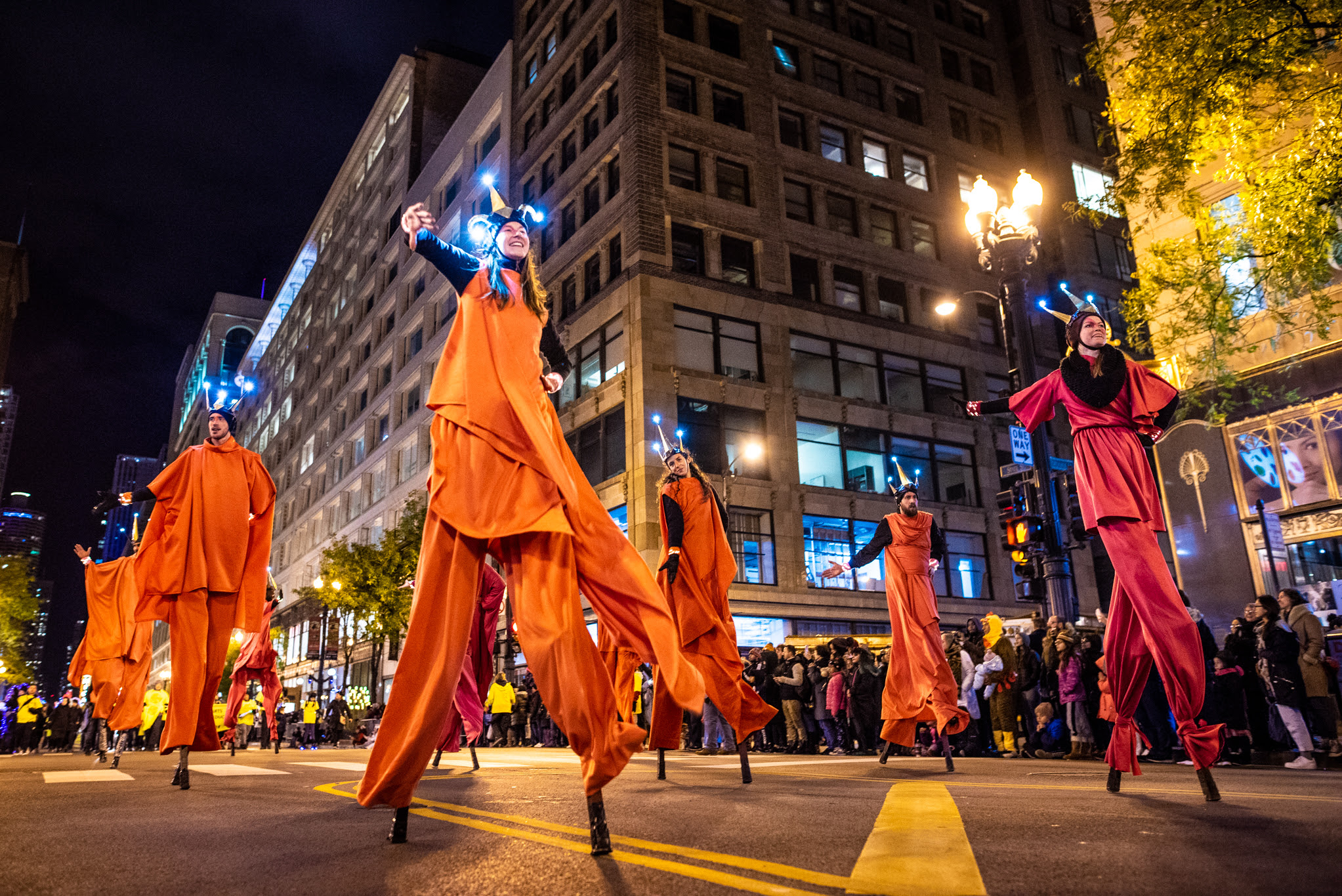 No matter where this october takes you, be sure to check our list of the best things to do in chicago and the suburbs first — it’s sure to have something for you and the whole family. Best Things to Do in the Fall in Chicago 2020