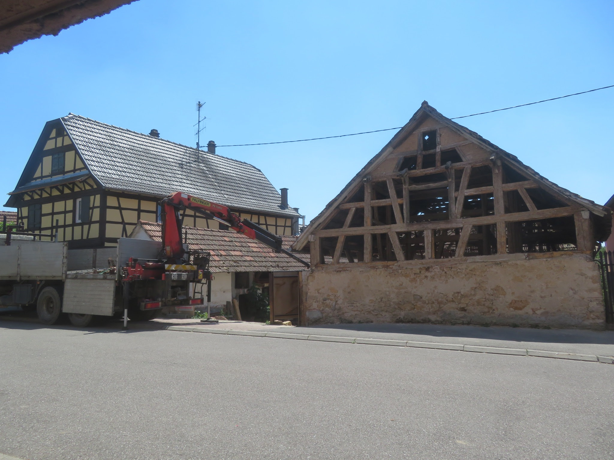 La maison vue la veille du démontage, le 14 juin 2023