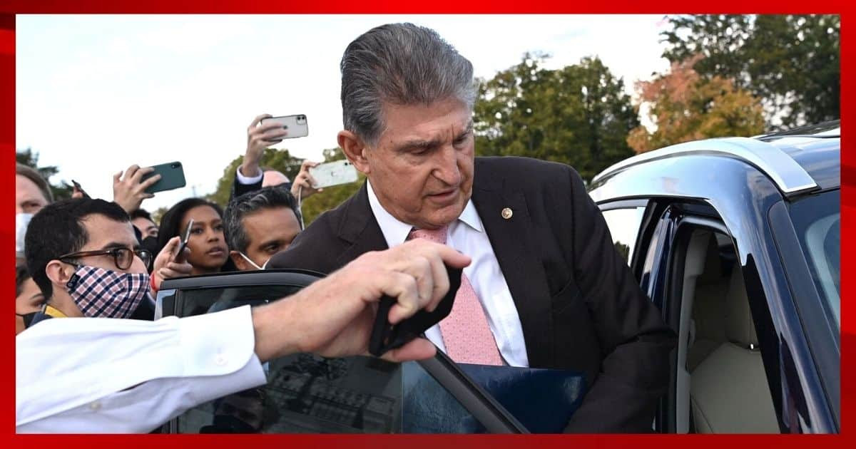 Joe Manchin Stuns Democrats with 5 Words - He Just Sent the Swamp into Complete Chaos