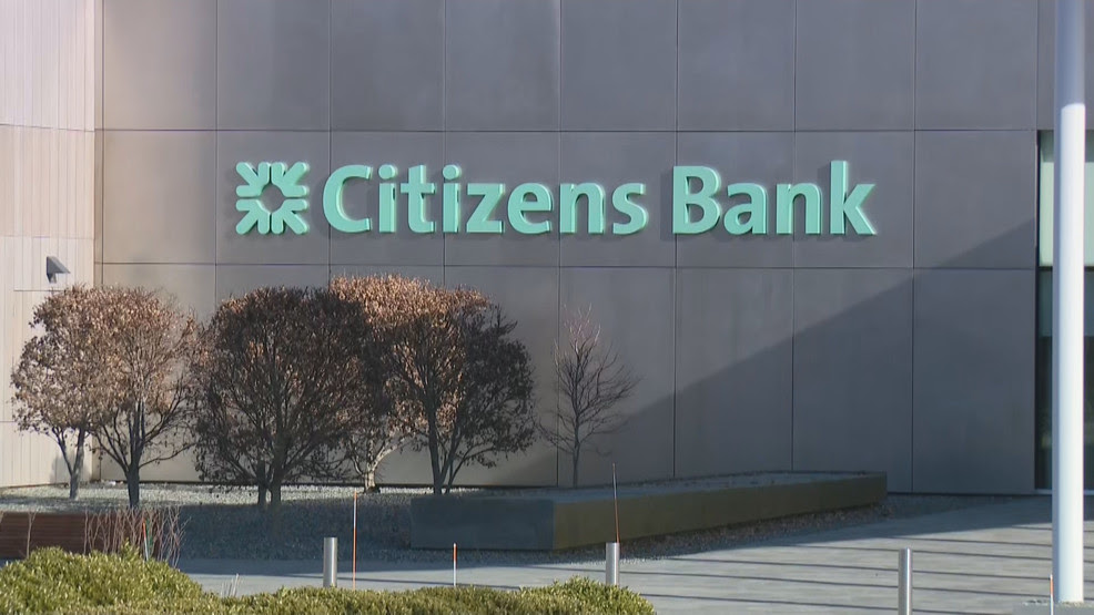  Citizens Bank works to fix technical issue causing duplicate transactions 