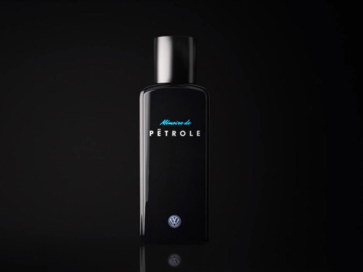Si a ti 'te gusta la gasolina'... este es tu perfume Si a ti 'te gusta la gasolina'... este es tu perfume
