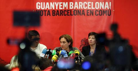 La alcaldable por Barcelona en Comú, Ada Colau, durante la rueda de prensa para valorar los resultados del 24-M. EFE/Toni Albir