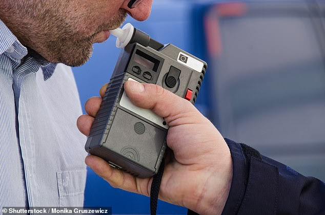 The breathalyser-type device uses sensors to identify patterns of compounds found in breath that are unique to Barrett¿s oesophagus, a ¿pre¿ condition to the cancer. A stock image is seen above