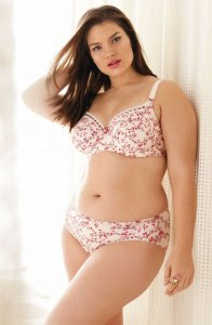 Plus-size-model-Tara-Lynn-20
