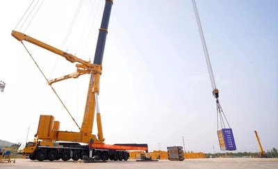 XCA2600, the World’s Largest All-terrain Crane by XCMG, Passes Its First Lifting Test.