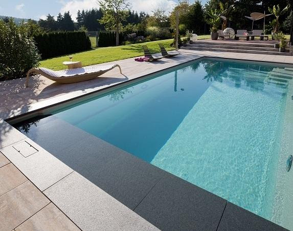 Pool controlled from iPad