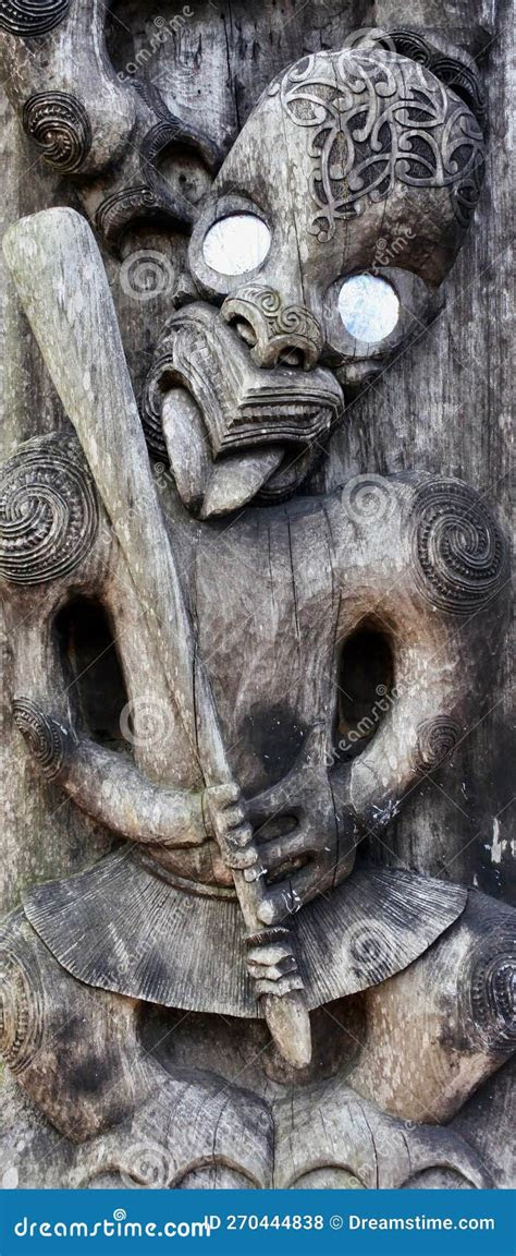 Intricate Maori carvings