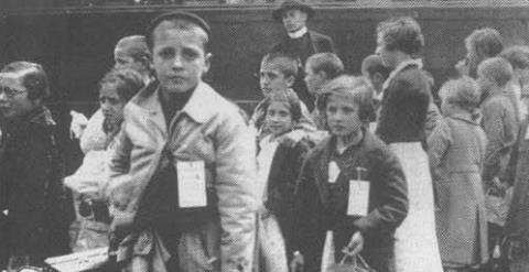 Fotografía de "niños de la guerra" españoles que partieron hacia Rusia