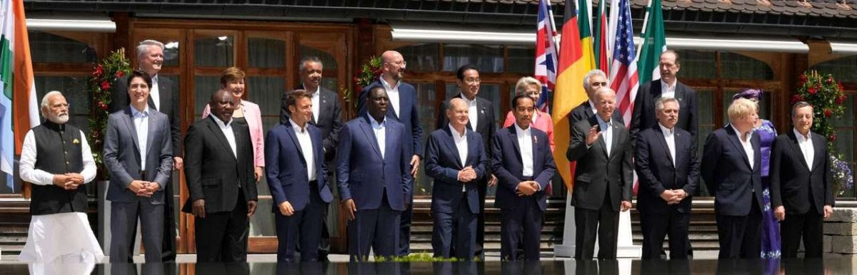 g7 group photo