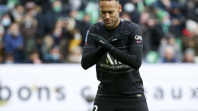 Neymar 'esquece' PSG em post e foca no hexa da Copa pela seleção brasileira