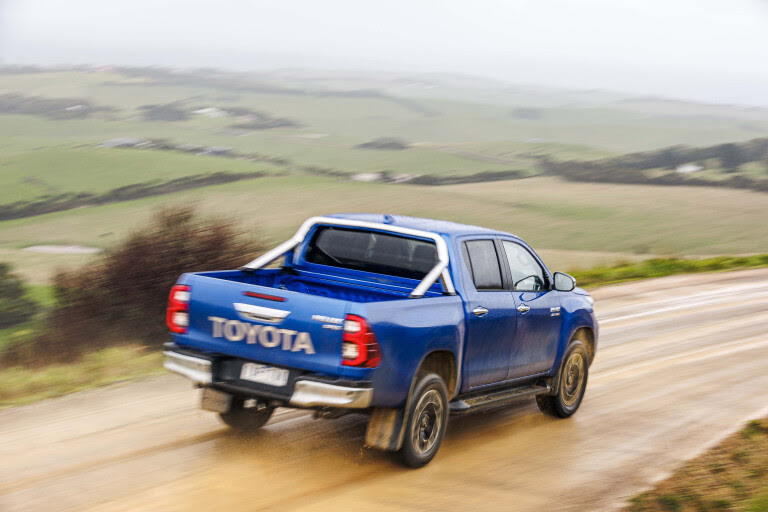 Toyota Hilux SR 5 E Dewar 220726 2022 Ute Mega Test 3555