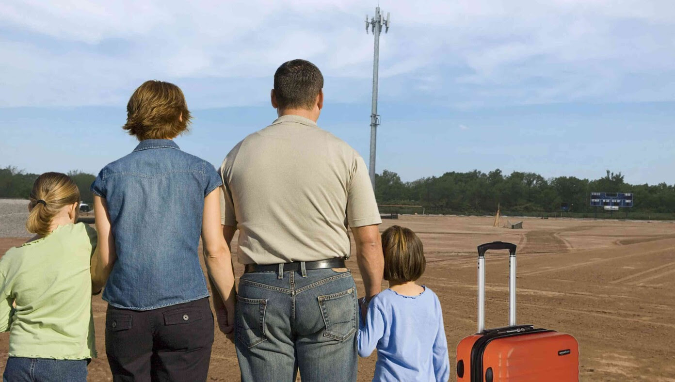 Dad Has Family Arrive At Airport Before It's Even Built