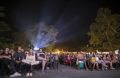 Público presente no Cine Copasa na Praça, durante a Mostra de Cinema de Tiradentes, em Tiradentes/ MG