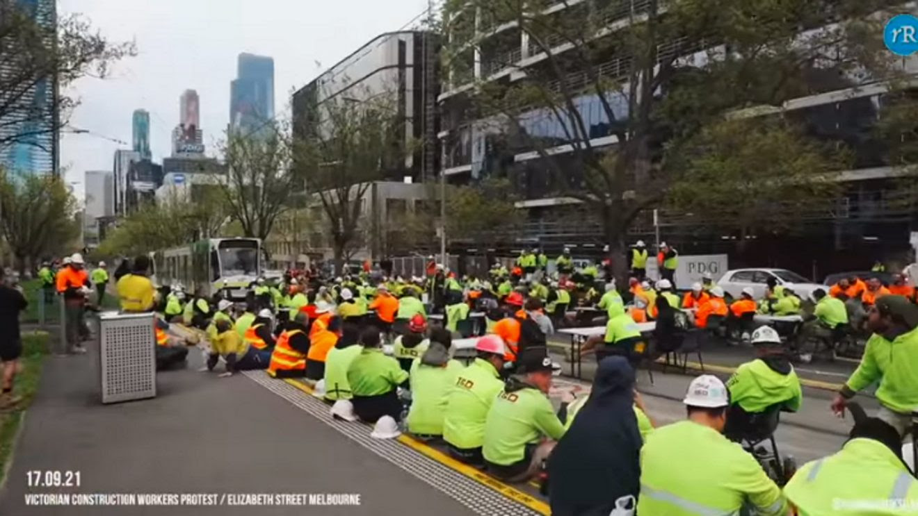 Australian Construction Workers Protest Against Government Restrictions and Mandates Construction-1320x743