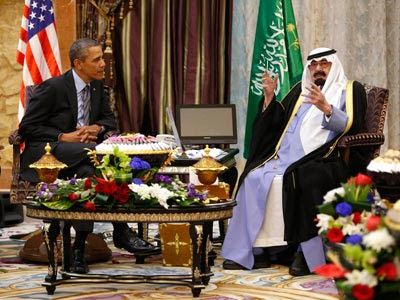 Barack Obama y el rey Abdallah de Arabia Saudí