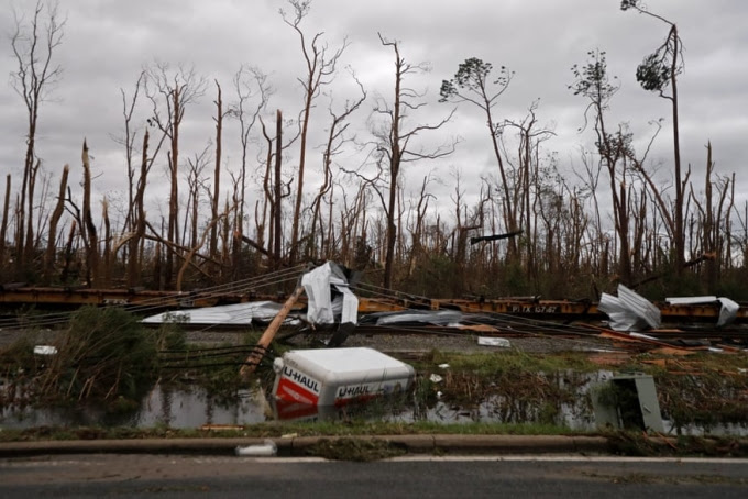 Sức tàn phá của bão Michael khi quét qua Florida