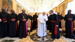 2022.10.20 El Papa con los partocipantes en el Capítulo General de los Misioneros de Mariannhill