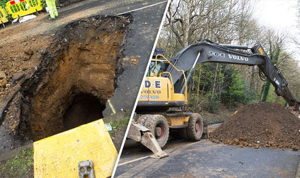 Giant Sinkhole Opens Up In City, What’s Inside Is Leaving Engineers Speechless… 