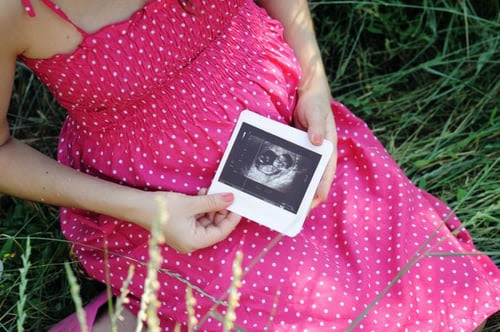 womb-ultrasound-pink-e1515540209173