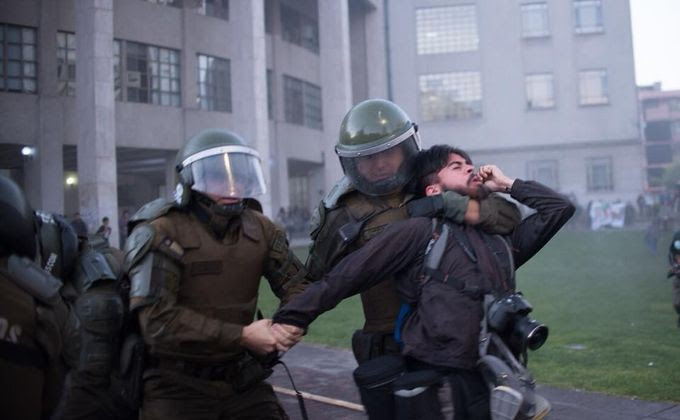 Denuncian a Carabineros por violentas detenciones, disparos y exceso de lacrimógenas en Concepción