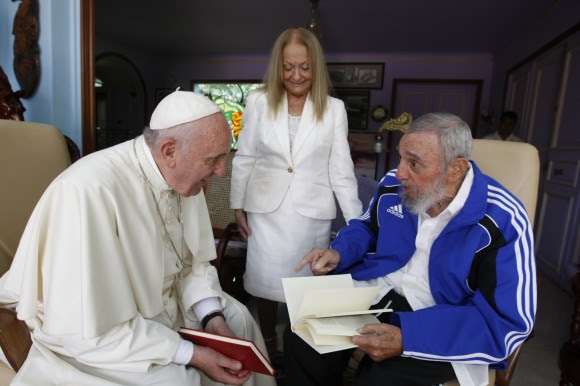 Visita de Cortesía del Papa Francisco al líder de la Revolución cubana Fidel Castro, 20 de septiembre de 2015. Foto: Alex Castro