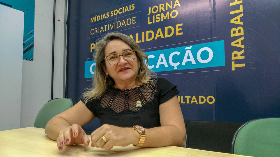 Vice-reitora Ana Lúcia de Medeiros é uma das coordenadoras do UFT Social (Foto: Daniel dos Santos)