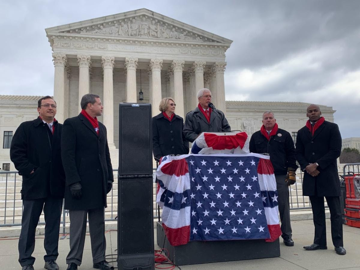 SCOTUS Rules 9-0 in Favor of Christian Flag Case