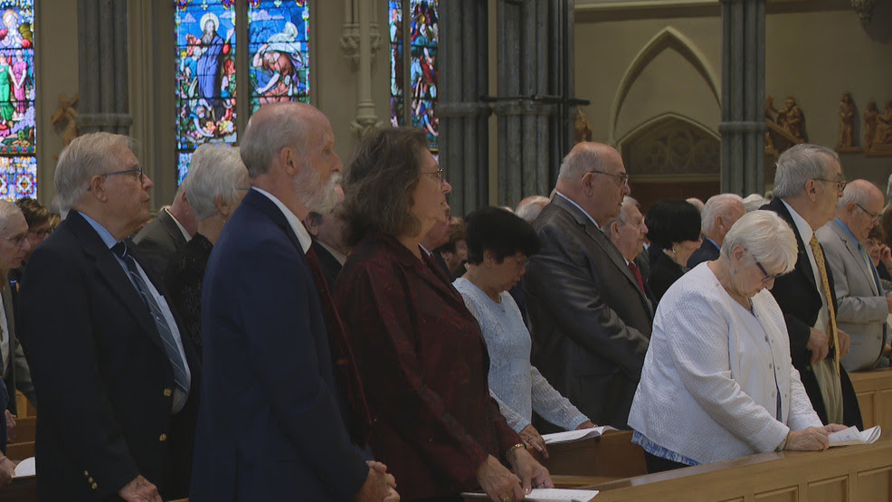  Diocese of Providence honors couples with wedding anniversary celebration