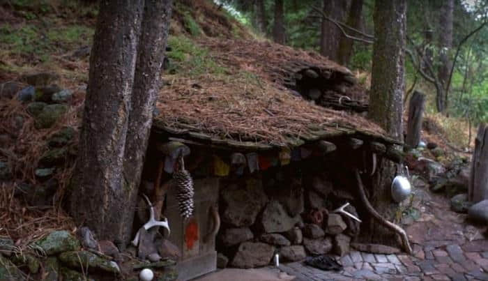 The Underground, Hidden House That Cost Only $100 To Build — ‘It’s Like A Little Fort’ The Underground, Hidden House That Cost Only $100 To Build — ‘It’s Like A Little Fort’