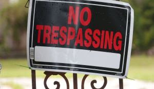 ‘NO TRESPASSING’ Here’s How You Can Prevent Harassment from Vɑccine Solicitors