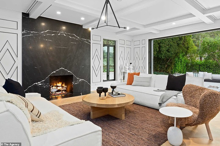 See inside the .8Million Mansion Rihanna just bought in Beverly Hills (photos)