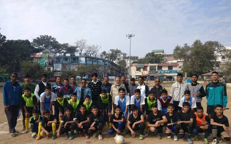 These teams reached the semi-finals of the under-14 football competition, the final will be held tomorrow