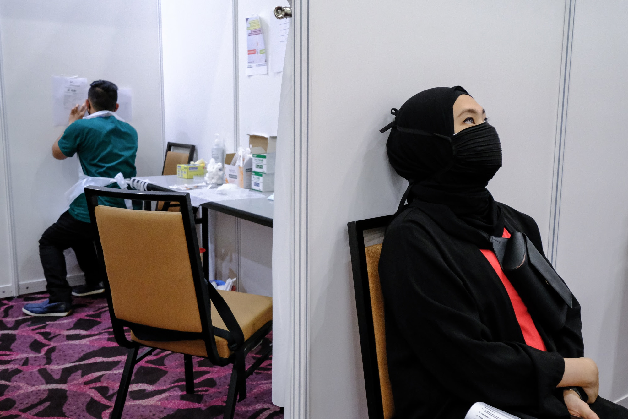 Malaysia Reduces Movements in Virus Fight