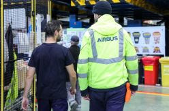 Choque entre Airbus y los sindicatos por mantener la actividad con 138 trabajadores positivos por coronavirus y 820 en cuarentena