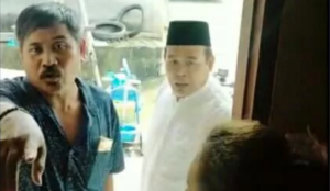 Indonesia: Islamic Defenders Front breaks up church meeting, threatens worshipers, attacks one