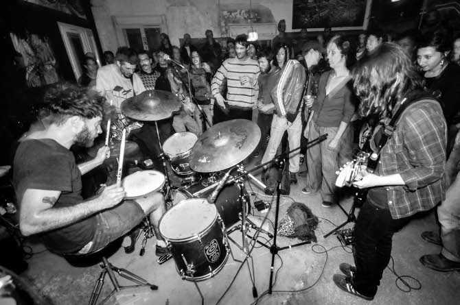 http://moncul.org/bands/ultra-demon