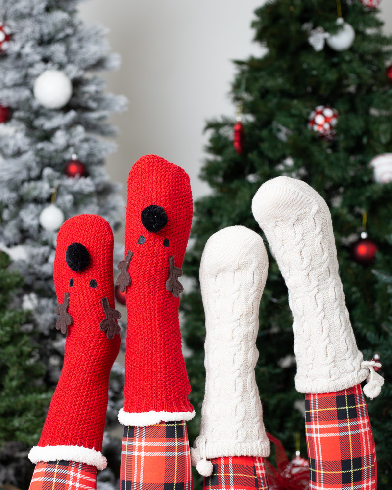 holiday socks, reindeer socks