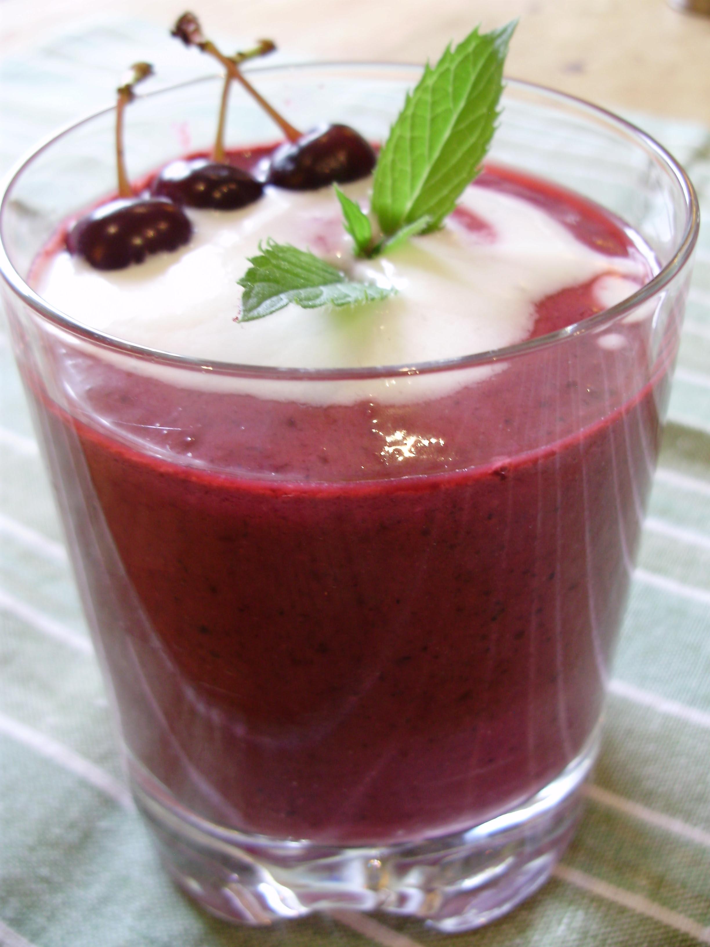 Kefir, blackberry , cherry & cinnamon smoothie