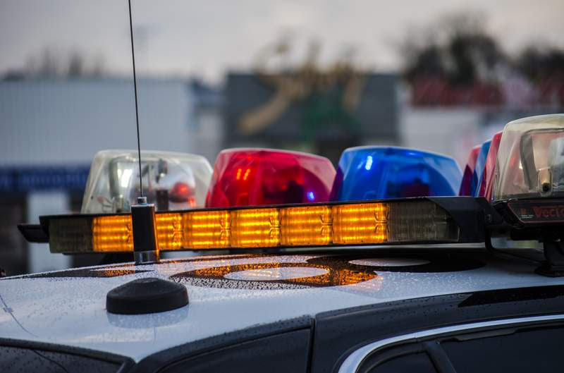 How does a Florida man drown while hiding from police in a pool?