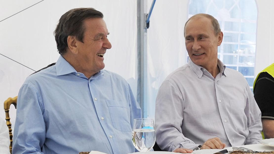 Gerhard Schröder e Vladimir Putin 