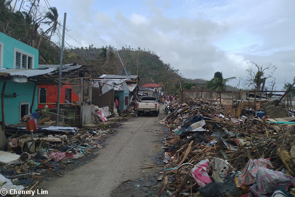 Los equipos de emergencia de Médicos Sin Fronteras comenzarán a brindar asistencia médica y humanitaria a las comunidades en las islas remotas de Dinagat, Siargao y otras áreas periféricas, algunas de las más afectadas por el tifón Rai (nombre local: Odette), que azotó Filipinas en diciembre de 2021 causando cientos de bajas.