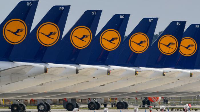 Lufthansa streicht Rumpf-Flugplan noch weiter zusammen (picture-alliance/dpa/P. Pleul)