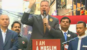 NYC: De Blasio threatened to close churches and
synagogues permanently, but gives Muslims 500,000 meals for Ramadan