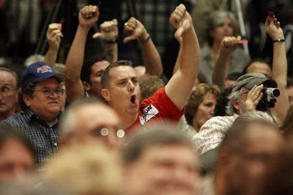 Democrats Avoid Angry Constituents By Avoiding Constituents