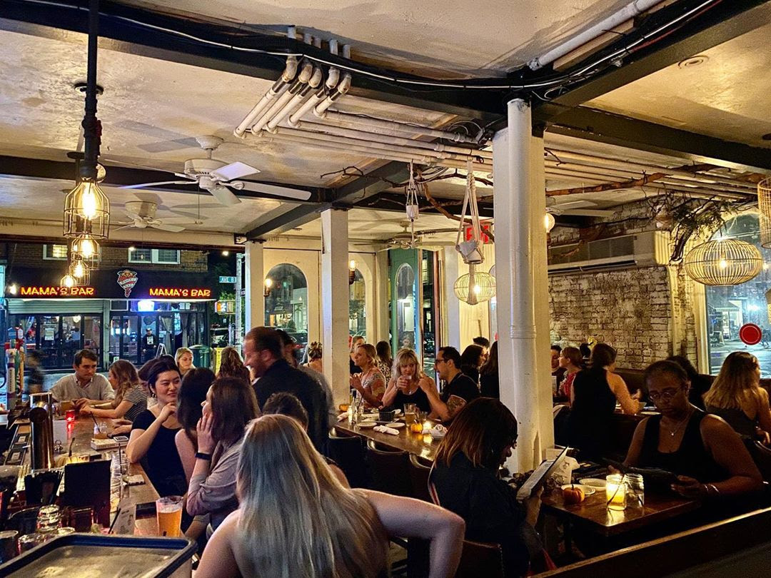 25 Best Boozy Bottomless Brunch Spots In NYC (2025)