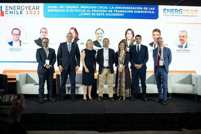 Panel of leaders at Energyear Chile 2023, from left to right: Dario Morales, Executive Director of Acesol; Javier Dib, CEO of AES Andes; Clara Bowman, COO of HIF; Andres Madariaga, Development Manager of EDF Renewables Chile; Trinidad Castro, Executive Director of the World Energy Council Chile; Jorge Carlucci, Sr. Sales Manager Utility South Cone of LONGi Solar; Fabrizio Barderi, General Manager of Enel Chile. Panel of leaders at Energyear Chile 2023, from left to right: Dario Morales, Executive Director of Acesol; Javier Dib, CEO of AES Andes; Clara Bowman, COO of HIF; Andres Madariaga, Development Manager of EDF Renewables Chile; Trinidad Castro, Executive Director of the World Energy Council Chile; Jorge Carlucci, Sr. Sales Manager Utility South Cone of LONGi Solar; Fabrizio Barderi, General Manager of Enel Chile.