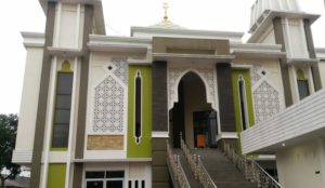 Indonesia: Mosque quotes Qur’an in telling Muslims not to vote for non-Muslims