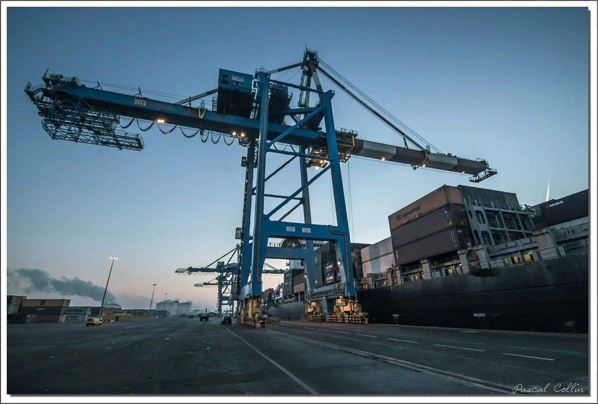 Infos - les Ports, et Infrastuctures maritimes Ob_f54a25_tmdc-montoir-t8975