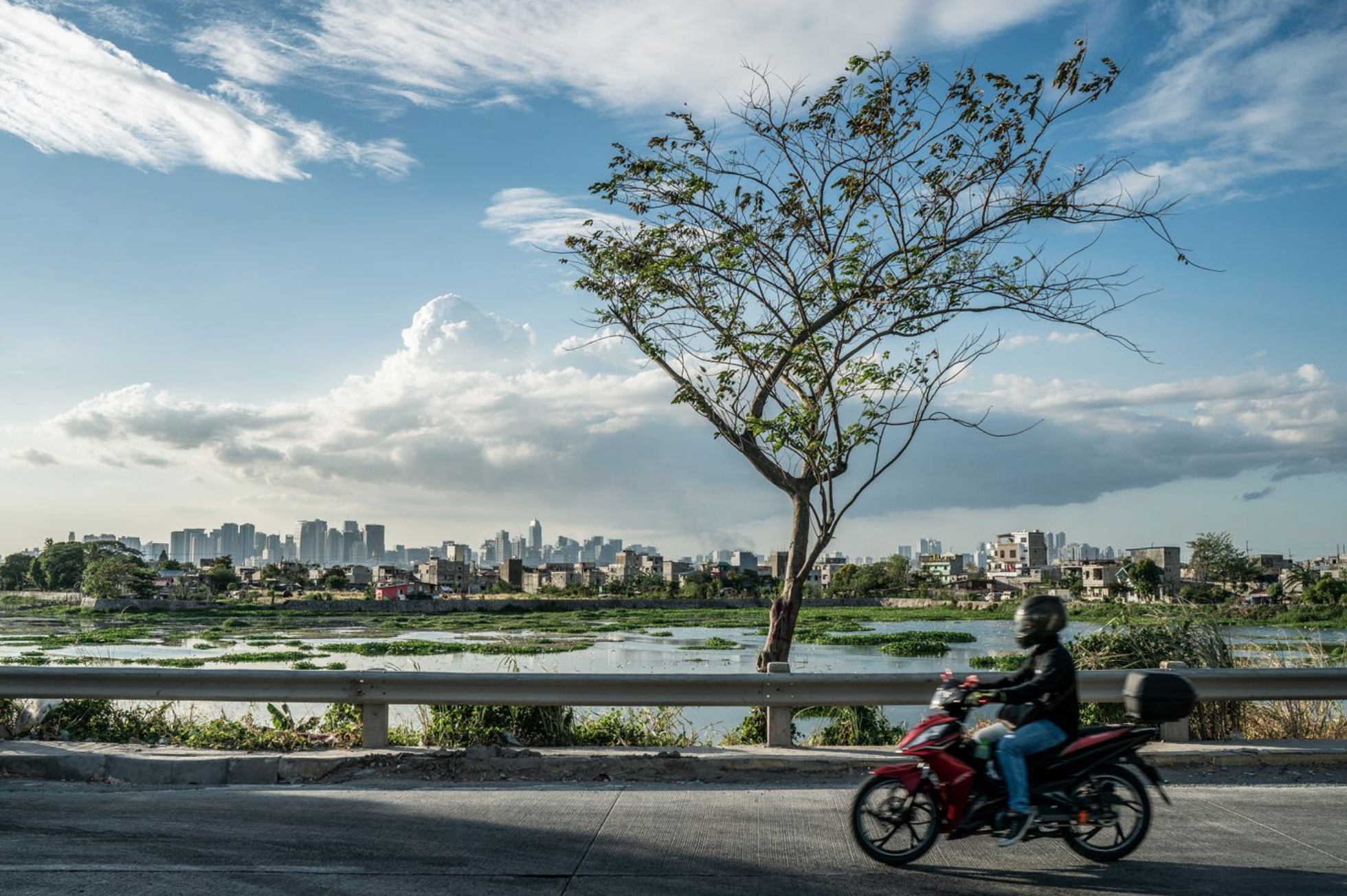 Bạn có thể tránh dịch, nhưng sao thoát được cơn đói?: Chuyện tồn tại của người nghèo châu Á giữa những thành phố bị phong tỏa vì Covid-19 - Ảnh 16. Bạn có thể tránh dịch, nhưng sao thoát được cơn đói?: Chuyện tồn tại của người nghèo châu Á giữa những thành phố bị phong tỏa vì Covid-19 - Ảnh 16.